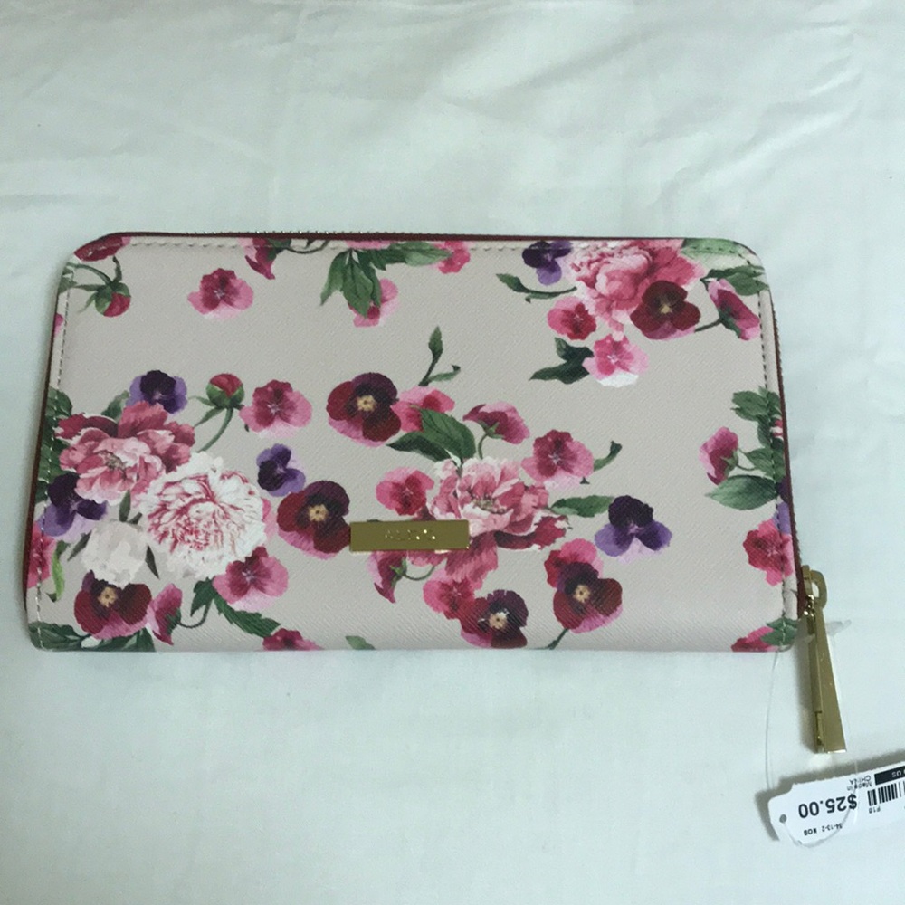 Floral clutch